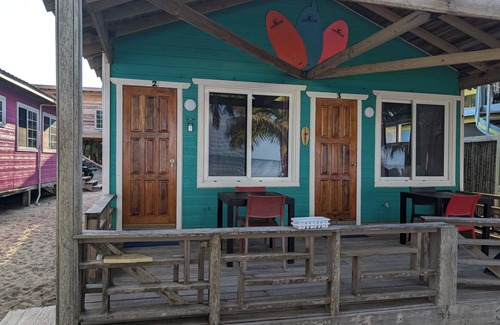 Hopkins Kabine | Cobia Beach Cottage. Karibik Strandfront