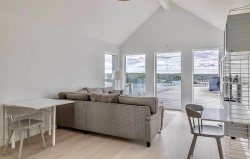 Osteraker Municipality Haus | Beach Front Home In Åkersberga With Sauna