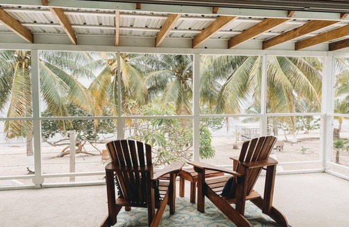Cocoplum Haus | Beach Front Studio - Turtle Tides