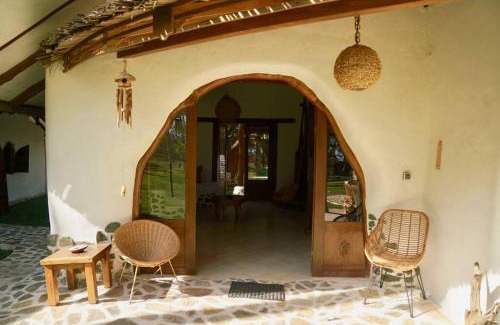 Sumbawa Barat Villa | Beach-Front Sumbawa Surf House