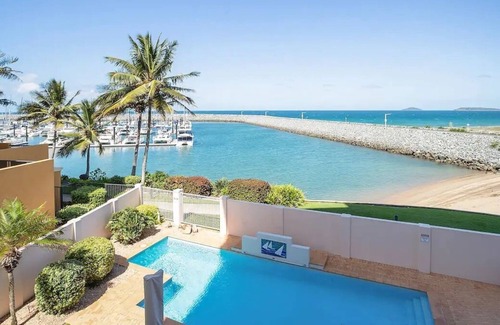 Mackay Harbour Wohnung | Beach Front Unit In Picturesque Location