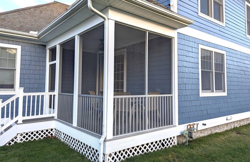 The Commons Haus | Strand- und Golfurlaub in Bayside - Tierfreundlich - Neuer Innenpool!