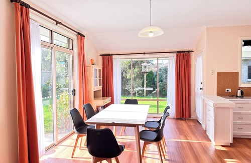 Bellerive Haus | Beach House Bellerive Hobart Eastern Shore