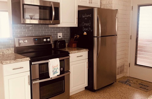 Ormond-by-the-Sea Haus | Beach House, walk to the beach