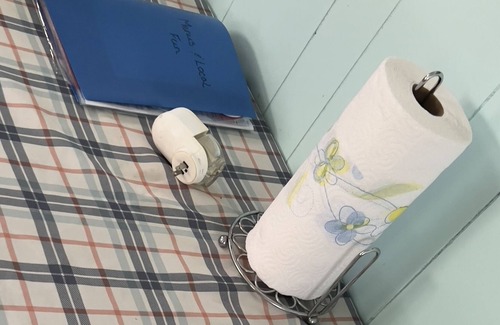 Oak Harbor Hütte | Beach Life Personified- A 3 Minute walk to a private Lake Erie Beach!