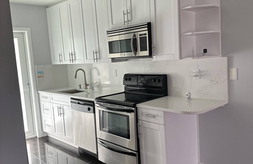 Dolphin Isles Wohnung | Beach Lover’s Paradise: Cozy rental just 5 minutes walk to Fort Lauderdale beach