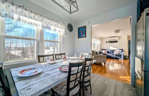 Sullivan Haus | Beach Vibes Acadia Cottage, Fire pit, Acadia, sleeps 8