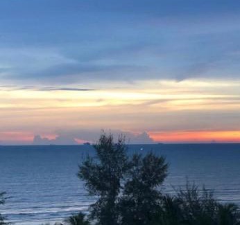 Endah Wohnung | Beach view apartment from balcony