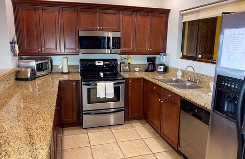 Playa Flamingo Eigentumswohnung | Beach view condo, pool, sleeps 6, 2 bed/ 2 bath in Playa Flamingo!