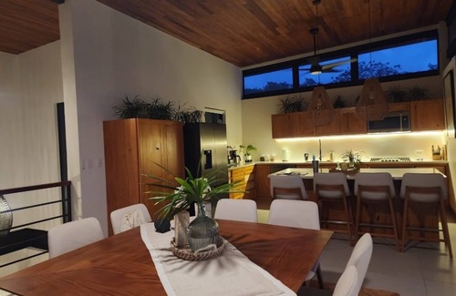Nosara Haus | Blick auf den Strand von Guiones Surf Break