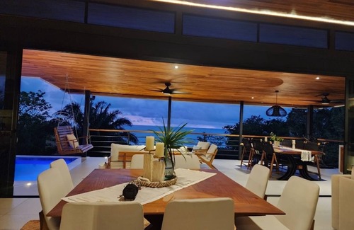 Nosara Haus | Blick auf den Strand von Guiones Surf Break