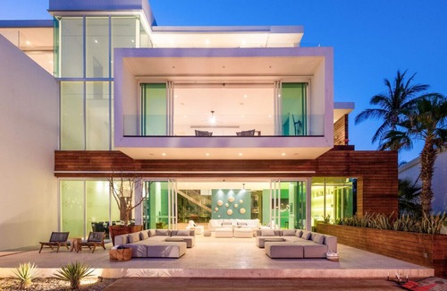 San Jose del Cabo Villa | Beach VIP Mansion Chef, Bartender, Maid included