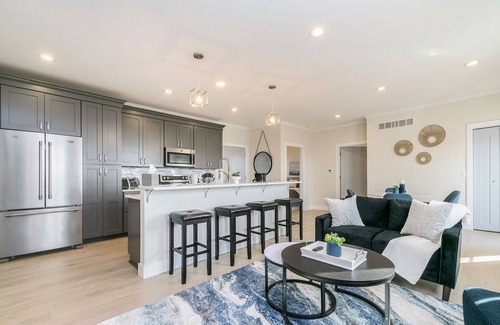 Stevensville Eigentumswohnung | Beach & Wine Retreat: Close to Lake Michigan Dunes