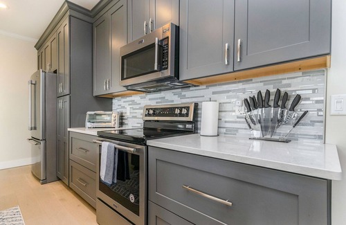 Stevensville Eigentumswohnung | Beach & Wine Retreat: Close to Lake Michigan Dunes