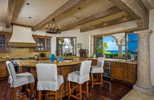 San Jose del Cabo Villa | Direkt am Strand 6 BR Villa Gloriosa ft. Beheizter Pool, Weinkeller, Heimkino + mehr