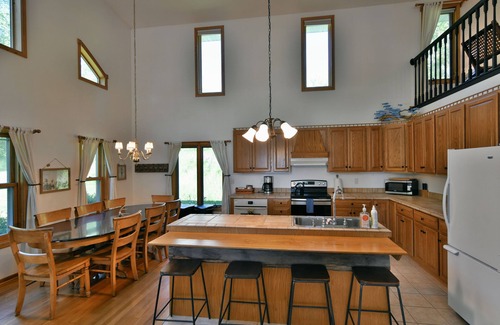 Herbster Haus | Beachfront and Lakehouse With All of the Comforts!