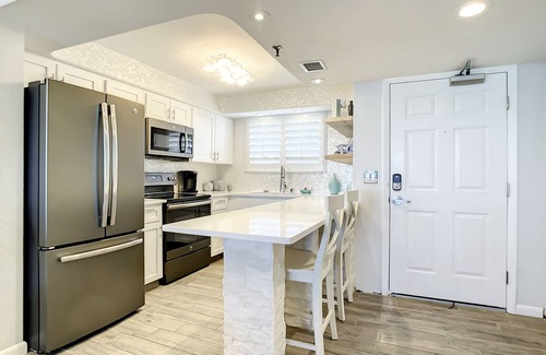 Horton Shores Eigentumswohnung | Beachfront Condo - OceanView, Pool & Steps to Flagler Ave