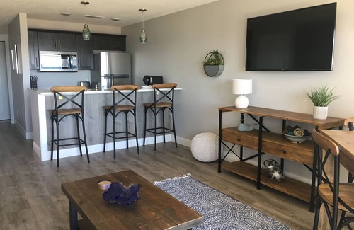 Traverse City Eigentumswohnung | Komplett renovierte Eigentumswohnung direkt am Strand in der Grand Traverse Bay