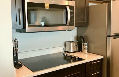 Traverse City Eigentumswohnung | Komplett renovierte Eigentumswohnung direkt am Strand in der Grand Traverse Bay