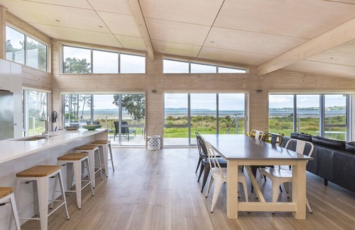 Snells Beach Hütte | Beachfront Escape - Snells Beach Ferienhaus