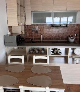 Sveti Stefan Wohnung | Beachfront Four Bedroom Apartment