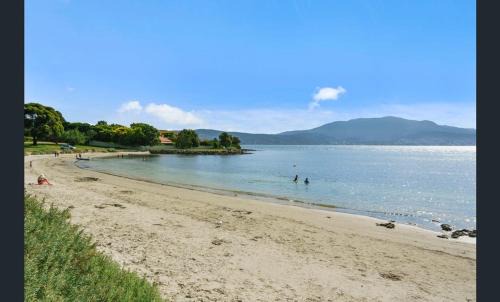 Howrah Haus | Beachfront House near Hobart