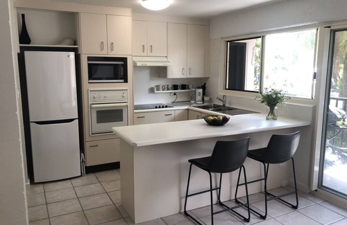 North Ward Wohnung | Schickes Apartment mit zwei Schlafzimmern am Strand