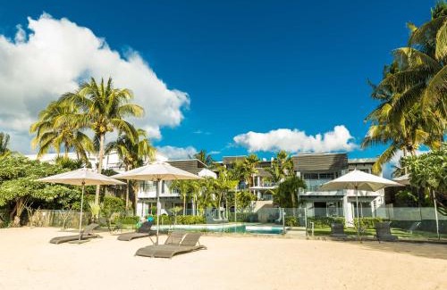 Pointe aux Biches Wohnung | Beachfront & Pool serviced apartment with stunning view - closest to the beach than most hotel