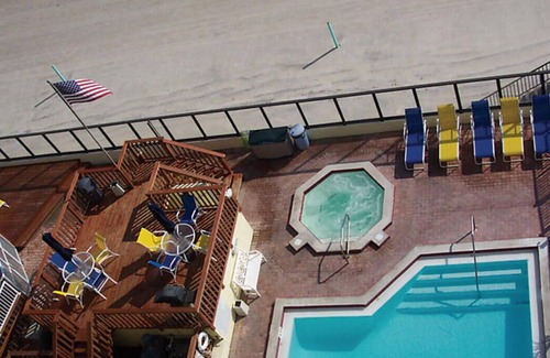 Volusia County Resort | Beachfront property in Daytona Beach