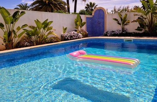 Manta Rota Haus | Haus am Strand, Manta Rota, Algarve (Privater Pool, Grill im Freien, Free Wifi, AC ..)