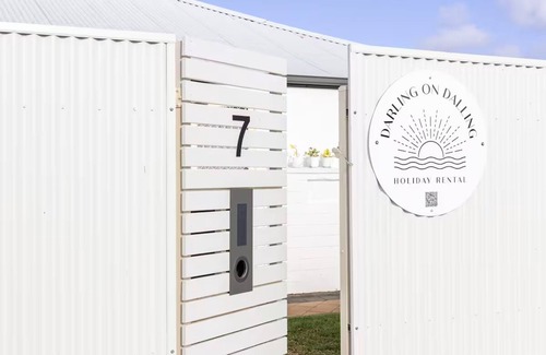 Port Broughton Haus | Beachfront shack. Great position. Family Friendly. Pet Friendly.