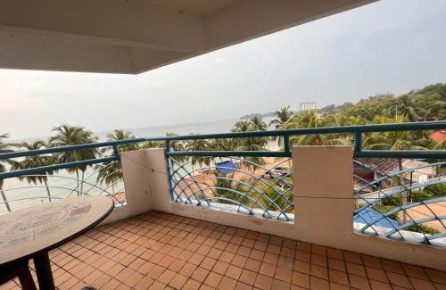 Tanjung Tanah Merah Wohnung | Beachfront Unit at Seri Bulan , Pantai Teluk Kemang