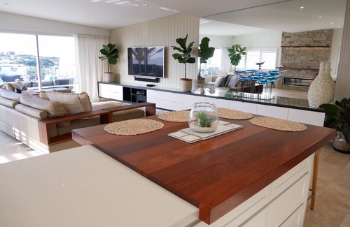 Terrigal Wohnung | Beachousesix Terrigal / beheizter Pool und beste Lage
