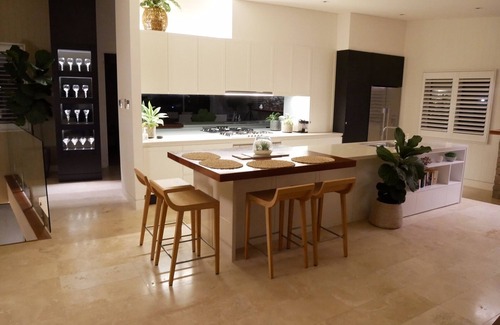 Terrigal Wohnung | Beachousesix Terrigal / beheizter Pool und beste Lage