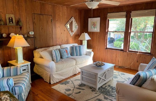 Halifax Estates Haus | Beachside and Riverside Vintage Florida Keys Style 1930's Cottage