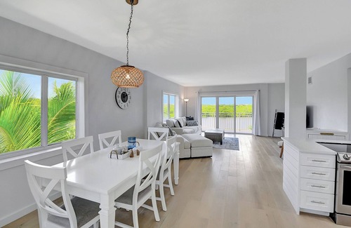 Ocean Ridge Eigentumswohnung | Beachside Condo Offering The Best Bay Views in Palm Beach - Key West Vibe