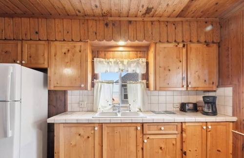 Greenbush Haus | Beachside Cottages for Groups- Sleeps up to 40!
