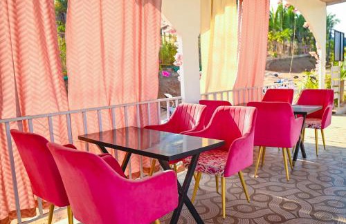 Morjim Hotel | Beachwaves cottages by Tvessa