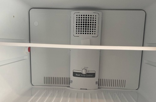 Yorkville Haus | Beachy Vibes Sleeps 10 Near White Water Rapids