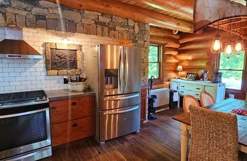 Rockwood Kabine | Bear Cove Hideaway- Secluded Cabin on Lake Brassua