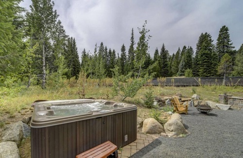 Tamarack Haus | Bear Discovery Custom Tamarack Estate Home by Casago Mccall - Donerightmanagement