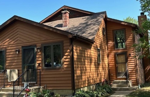 Lake Ripley Haus | Bears Den: Year-round Comfortable 4-bdrm house on Lake Ripley in Cambridge WI