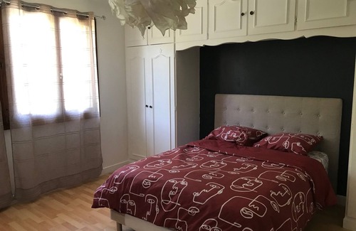 Noisy-le-Grand Wohnung | Beau Appartement Calme et Ensoleillé Parisdisney