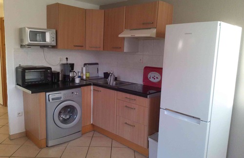 Contes Hütte | Beau Gîte Indépendant en rez de Jardin