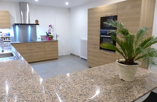 Saint-Thibault-des-Vignes Villa | Wunderschöne Villa zwischen Disneyland und Paris, 2500 m² Garten in Wohngegend