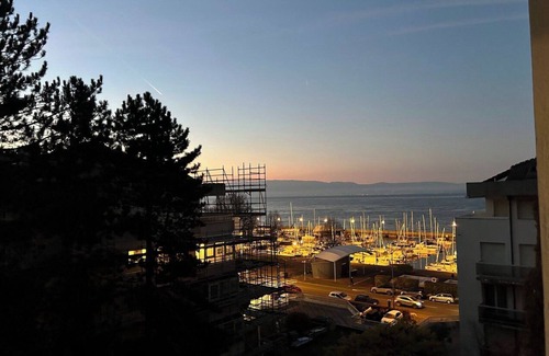 Evian-les-Bains Wohnung | Beautiful 2-bedroom apartment in Evian-les-Bains with view of Lake Geneva