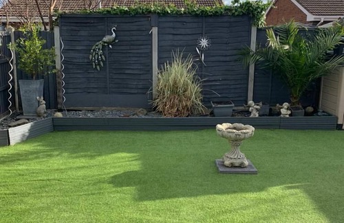 Canvey Island Hütte | Beautiful 2-Bed Bungalow in Canvey Island