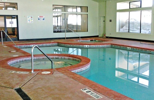 Powder Ridge Village Wohnung | Beautiful 2 bedroom unit at resort, sleeps 9