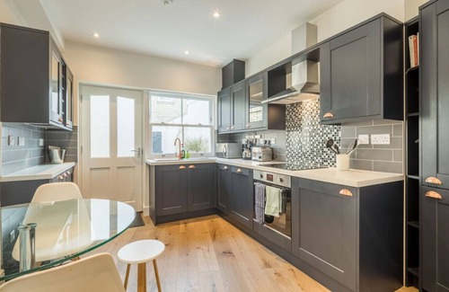 Cambridge City Centre Haus | Beautiful 2bed Central Home
