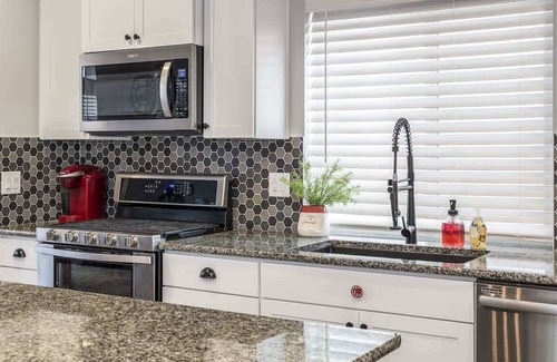 American Fork Haus | Beautiful 3 Bedroom Private home with easy access